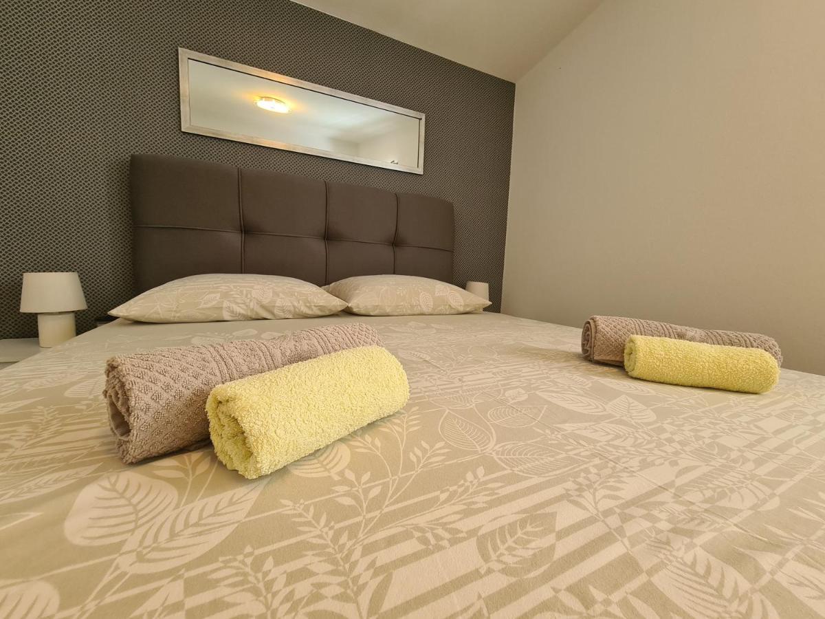 Apartments Ankora Вир Екстер'єр фото